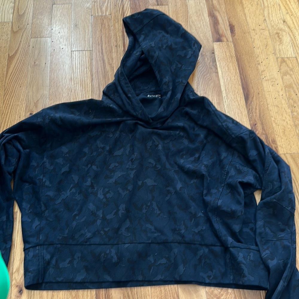 Athleta navy camo hoodie, slight crop